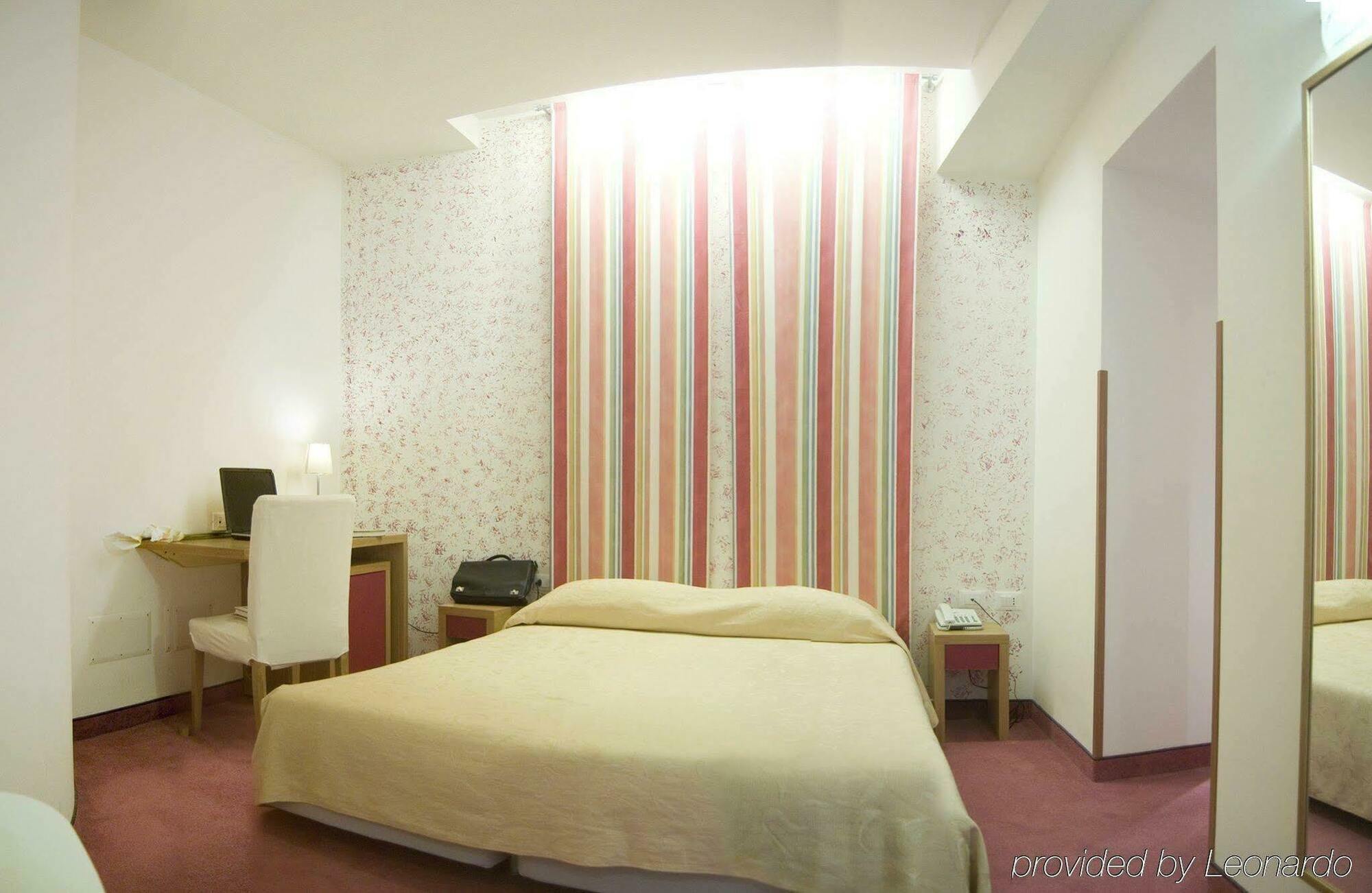 Residenza Domizia Hotel Rome Room photo